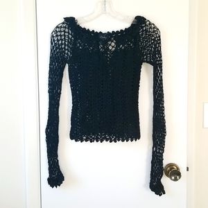 Vintage crochet long sleeved black top with crochet collar